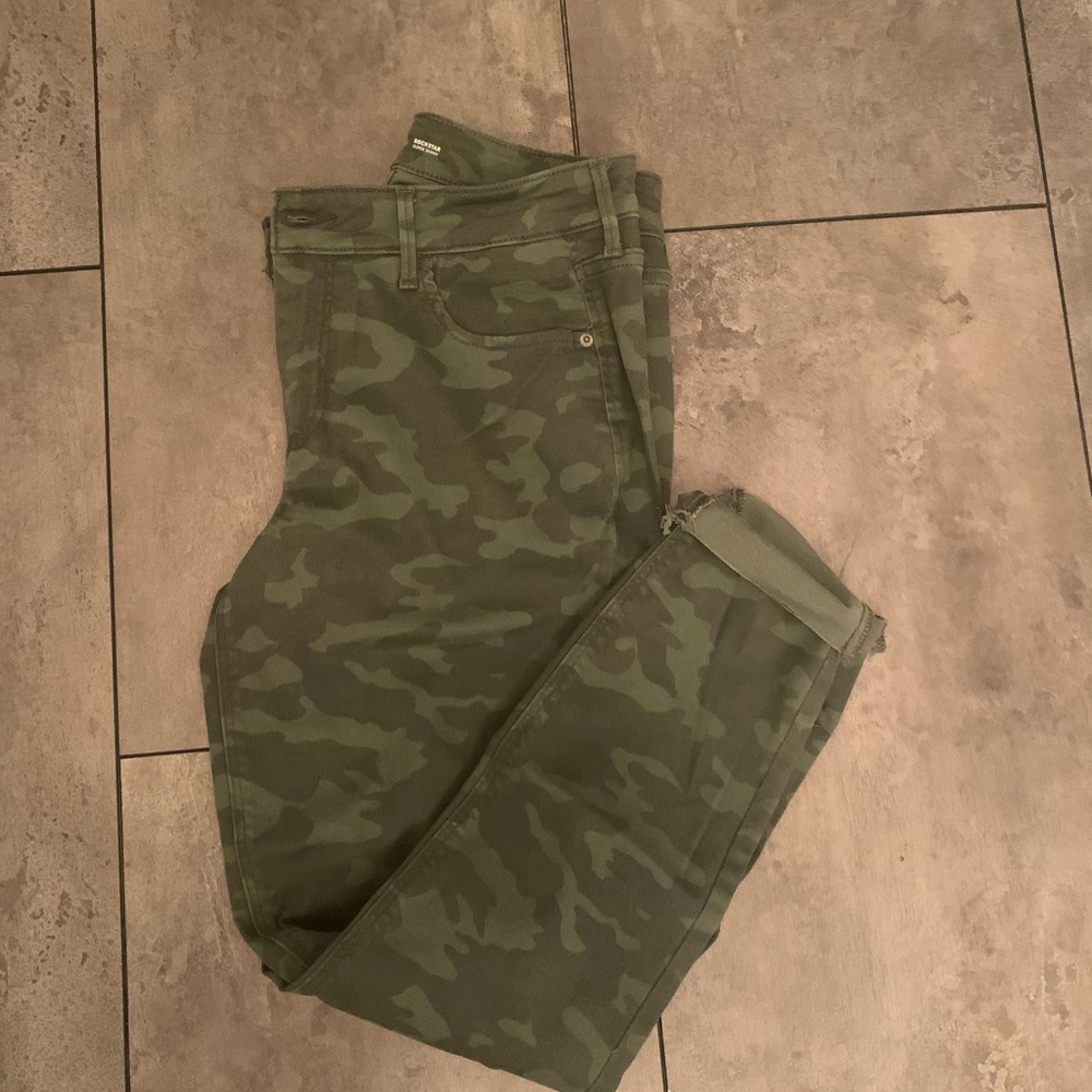 Camo Frayed Jeans